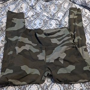 VS Pink leggings large